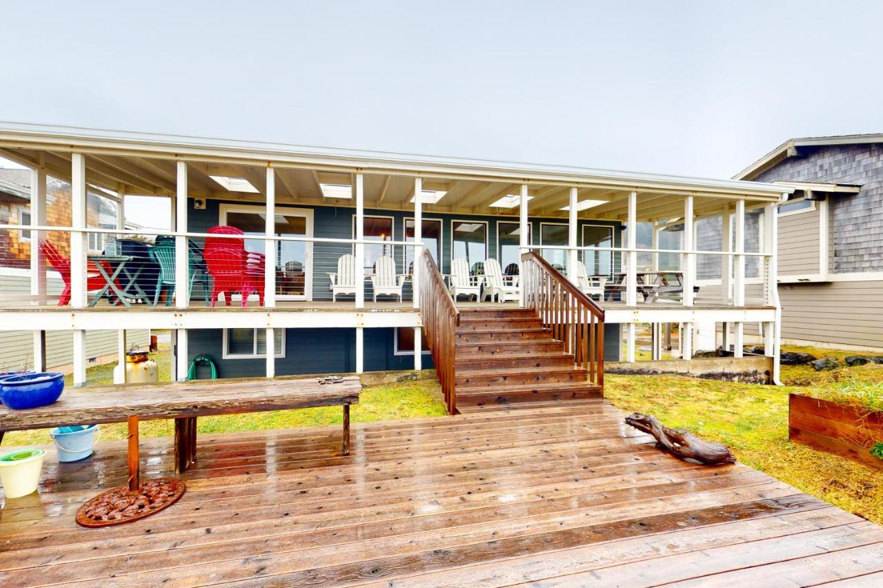 Shore Fun Rockaway Beach Extérieur photo