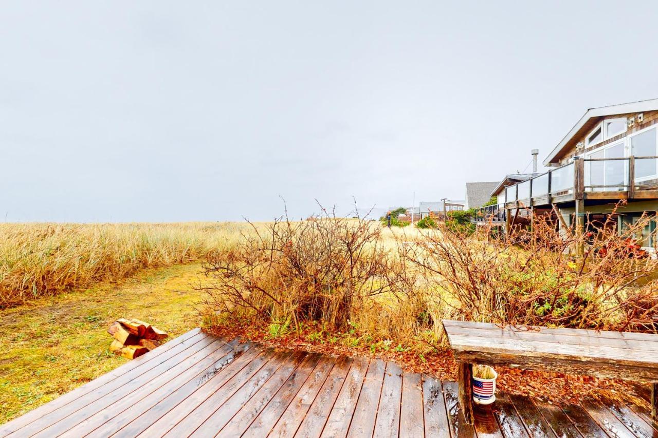 Shore Fun Rockaway Beach Extérieur photo